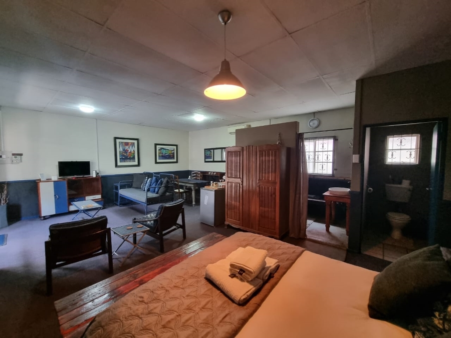 8 Bedroom Property for Sale in Parys Free State
